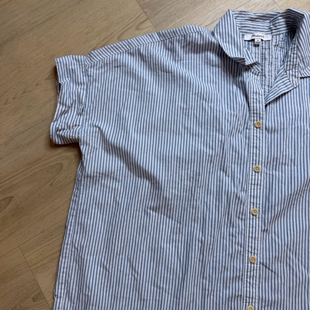 Madewell Oversized Button-Up Shirt Top - Picture 3 of 6